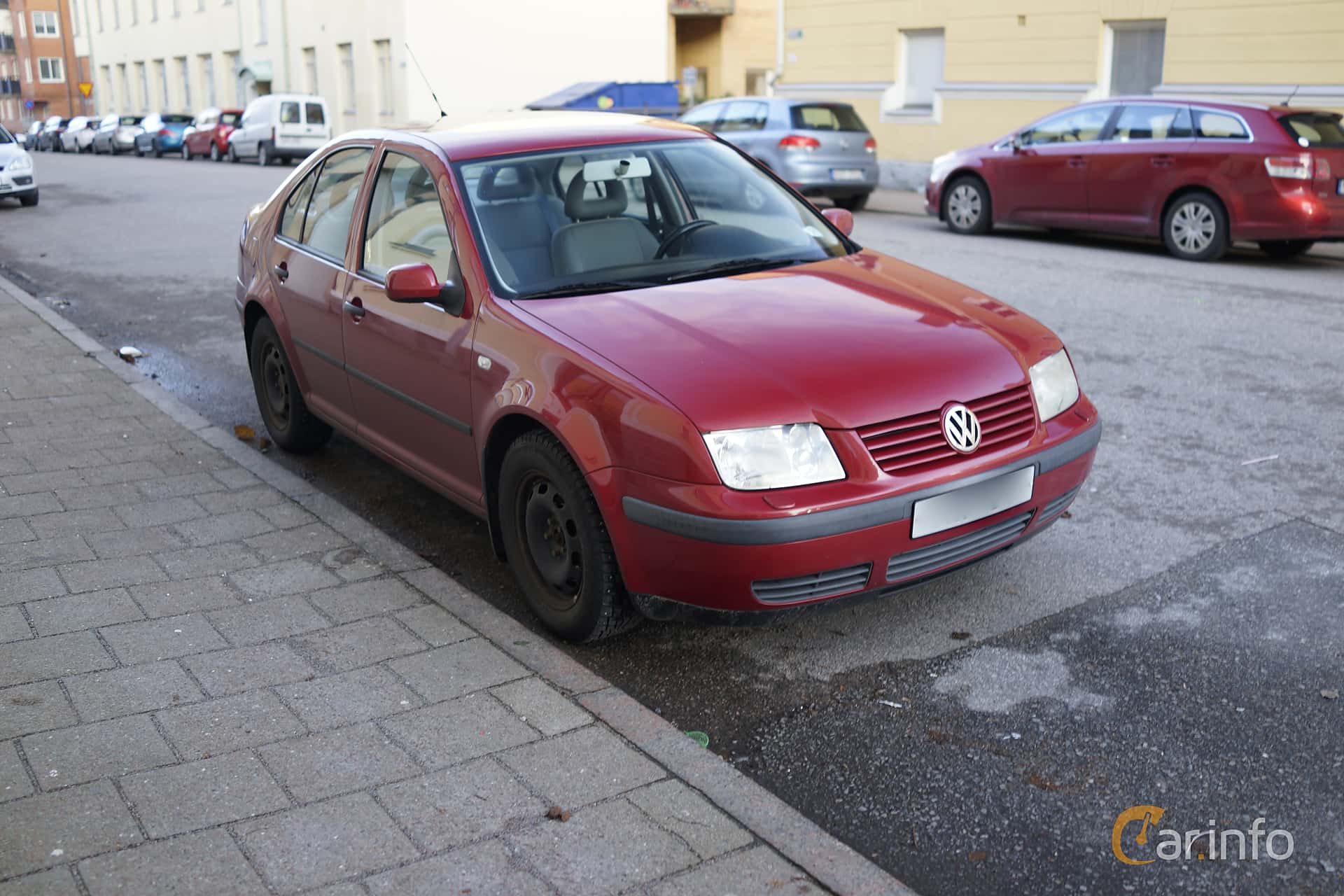 Volkswagen Bora 1.6 Manual, 105hp, 1999