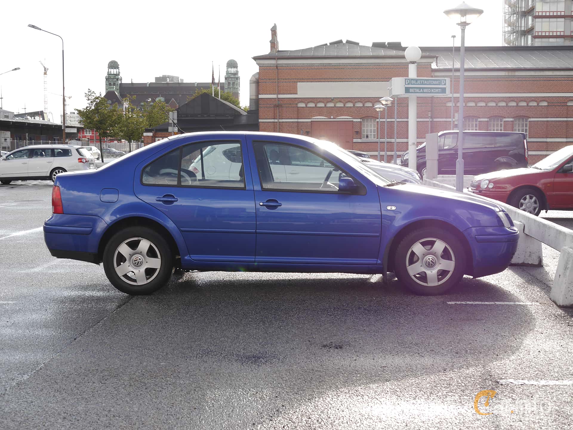 Volkswagen Bora 1.6 Automatic, 102hp, 2001