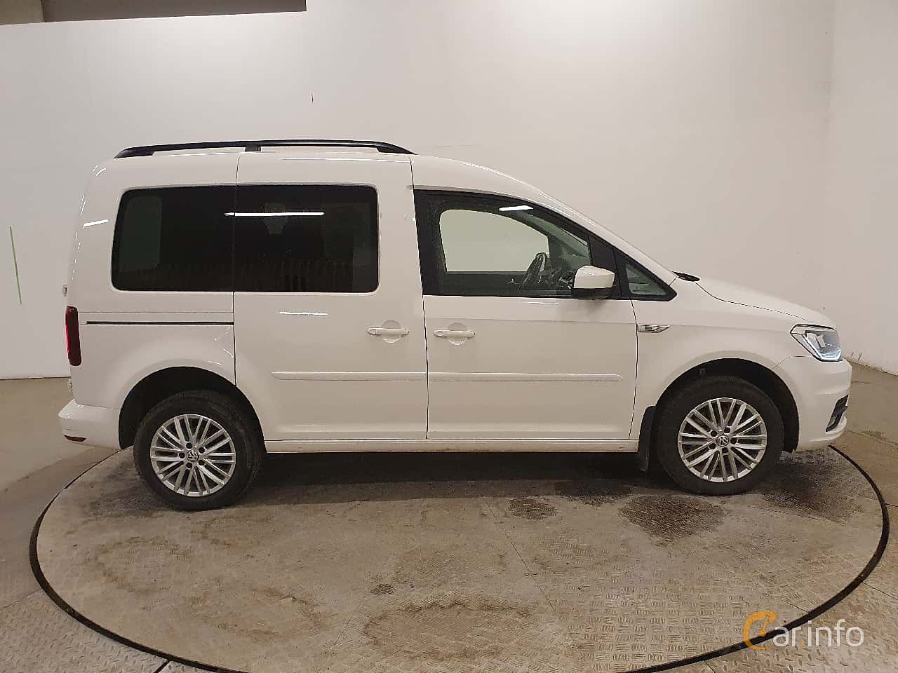 Volkswagen Caddy Life 2.0 TDI BlueMotion 4Motion Manual, 122hp, 2018