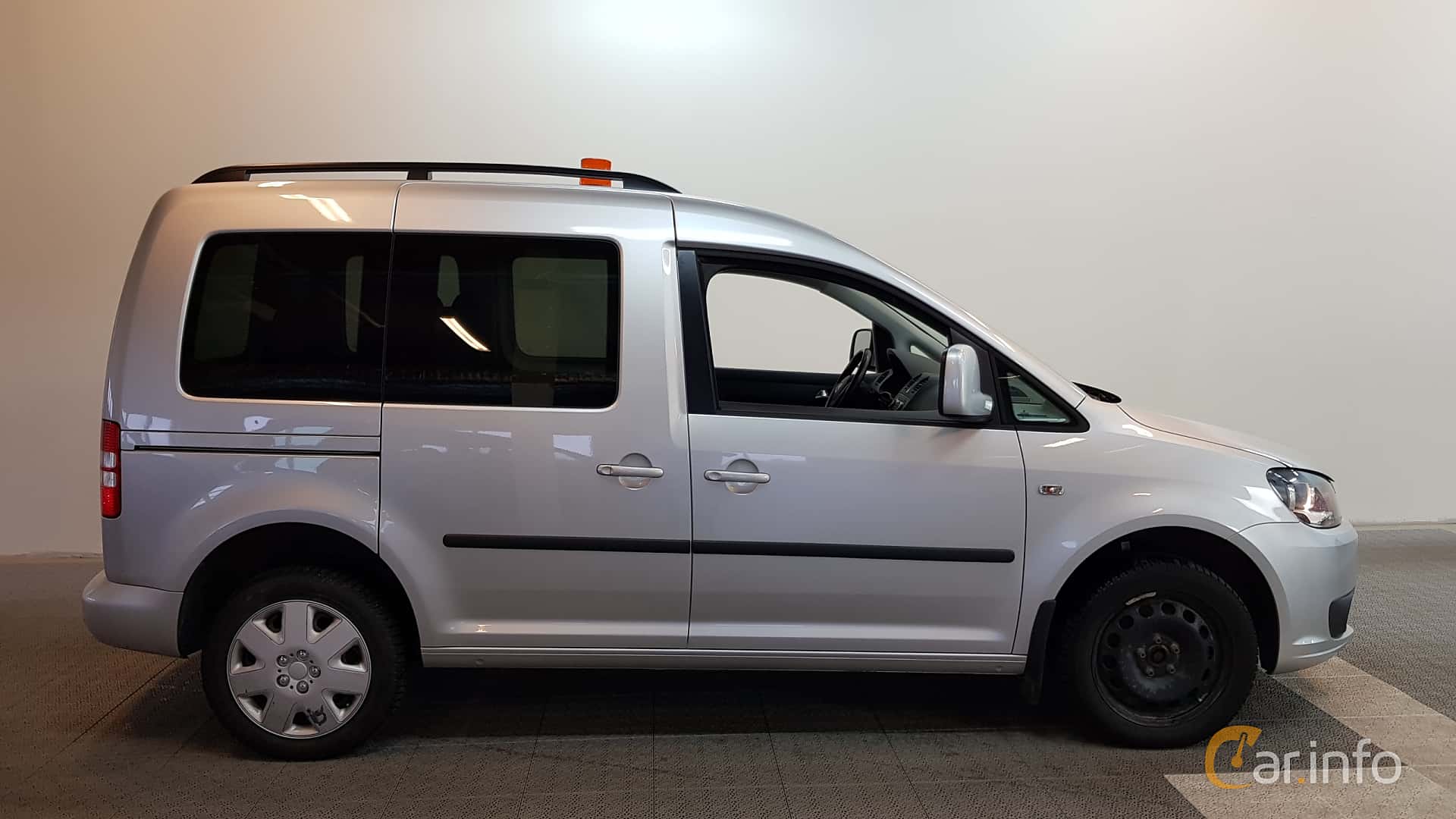 Volkswagen Caddy Life 2.0 TDI 4Motion DSG Sequential, 140hp, 2015