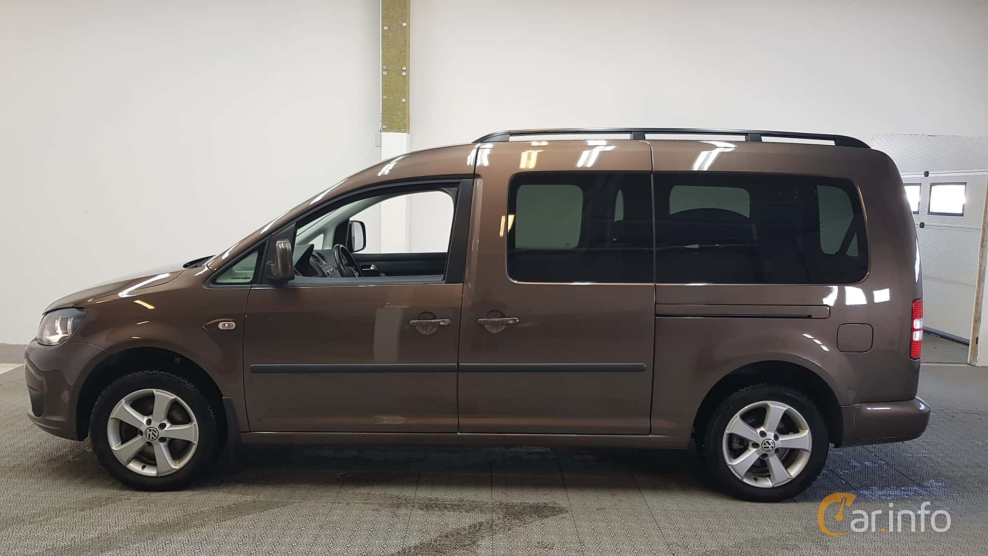 Volkswagen Caddy Maxi Life 2.0 EcoFuel Manual, 109hp, 2015