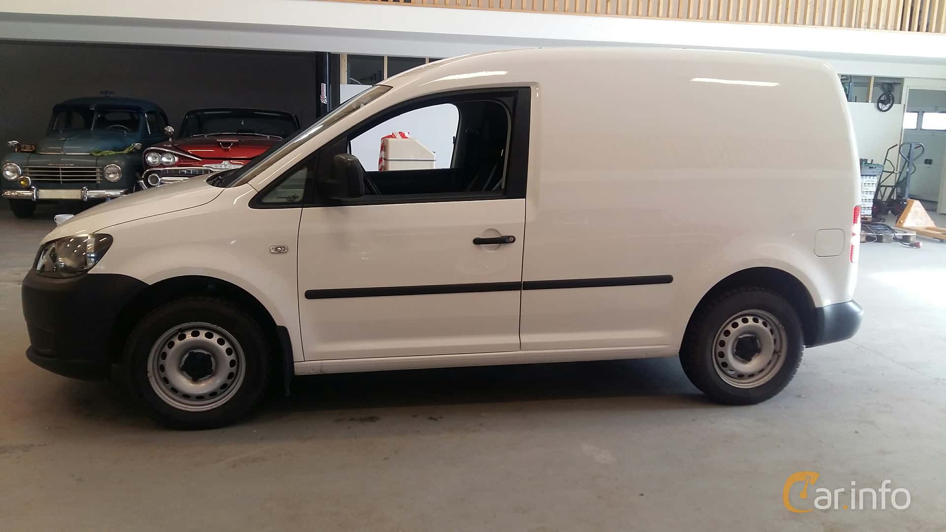 Volkswagen Caddy Panel Van 2.0 EcoFuel Manual, 109hp, 2015