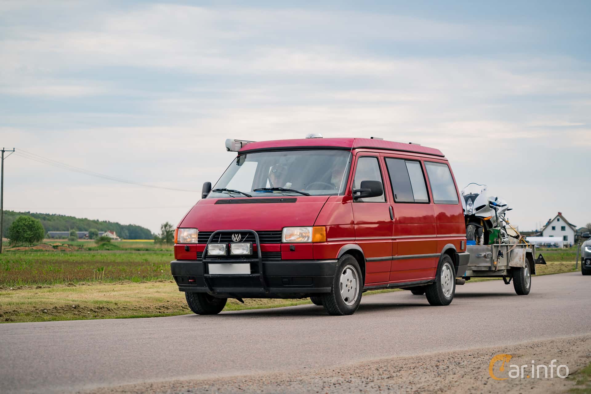 Volkswagen California generation T4 2.4 D syncro Manual, 5-speed