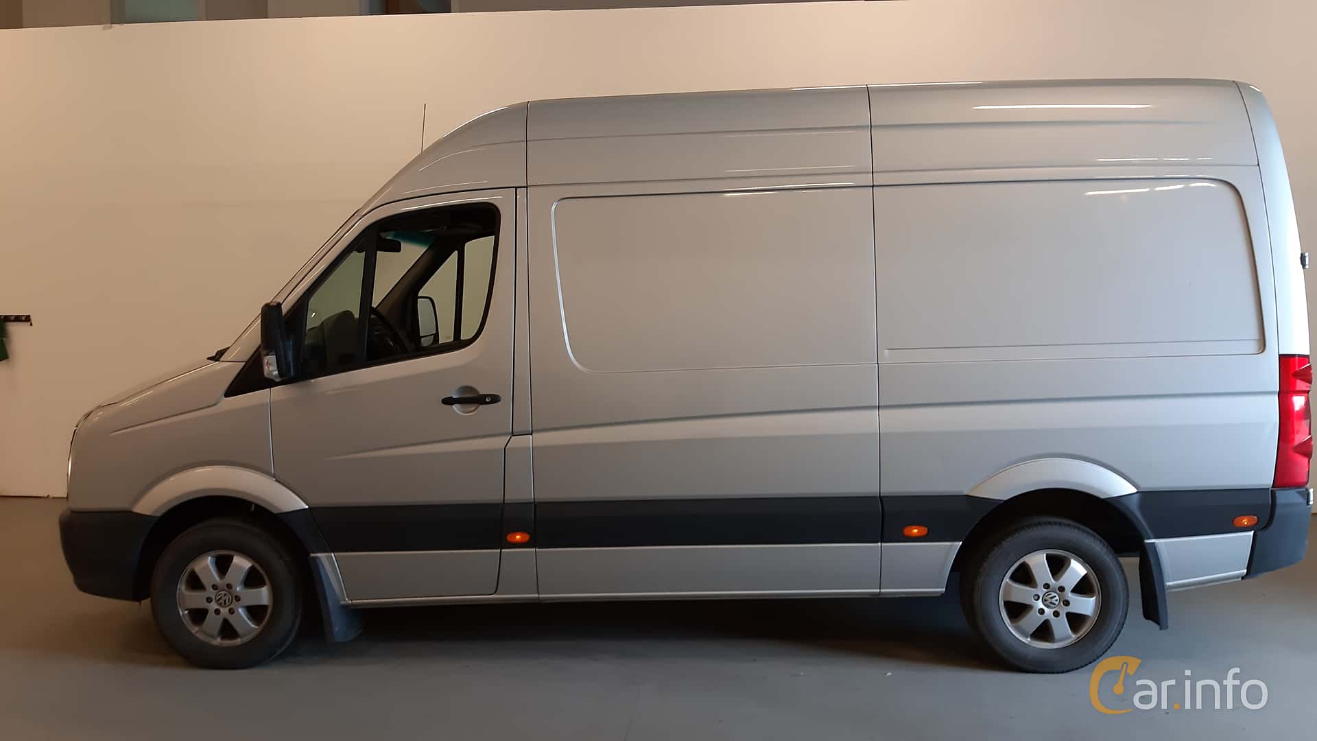 Volkswagen Crafter 2.0 TDI Manual, 163hp, 2013