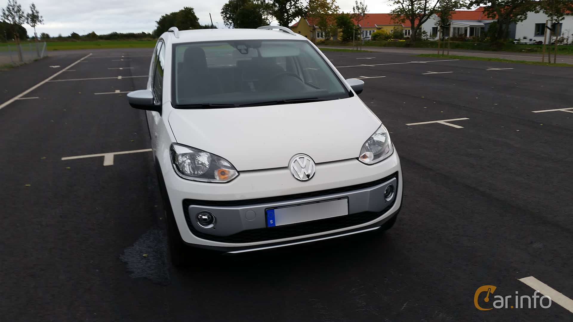 Volkswagen up! 3-door 1.0 Manual, 75hp, 2014