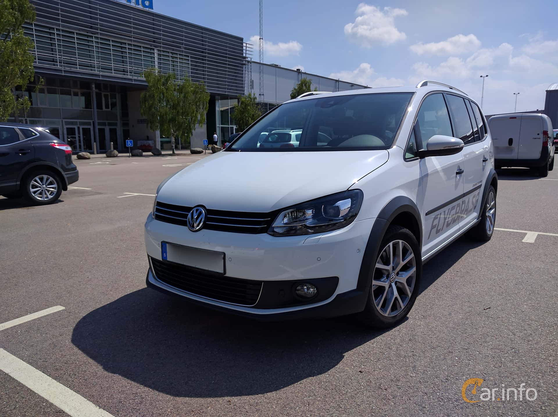 Volkswagen CrossTouran 1.4 TSI EcoFuel DSG Sequential, 150hp, 2015