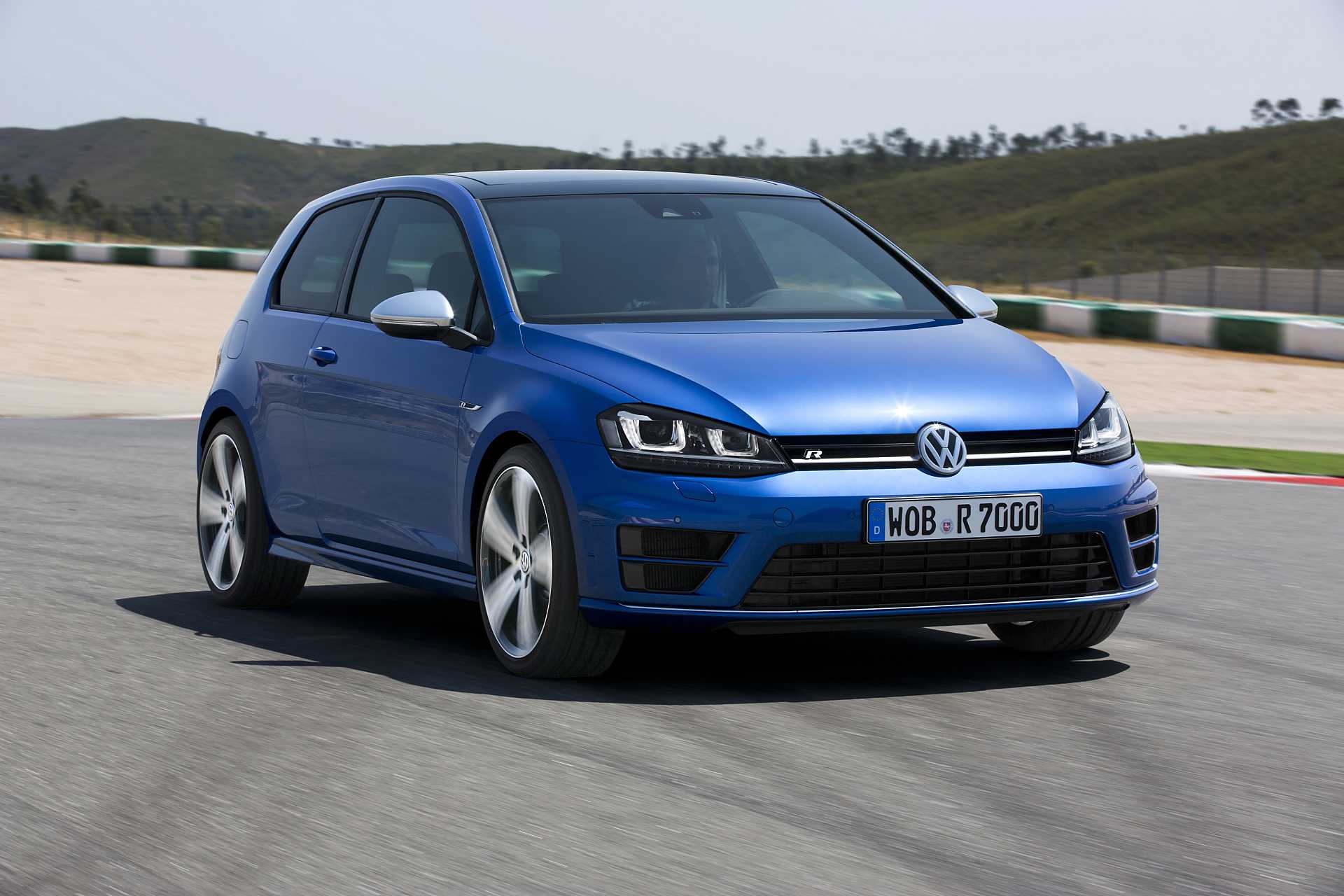 Volkswagen Golf 3-door R 2.0 4Motion Manual, 300hp, 2014