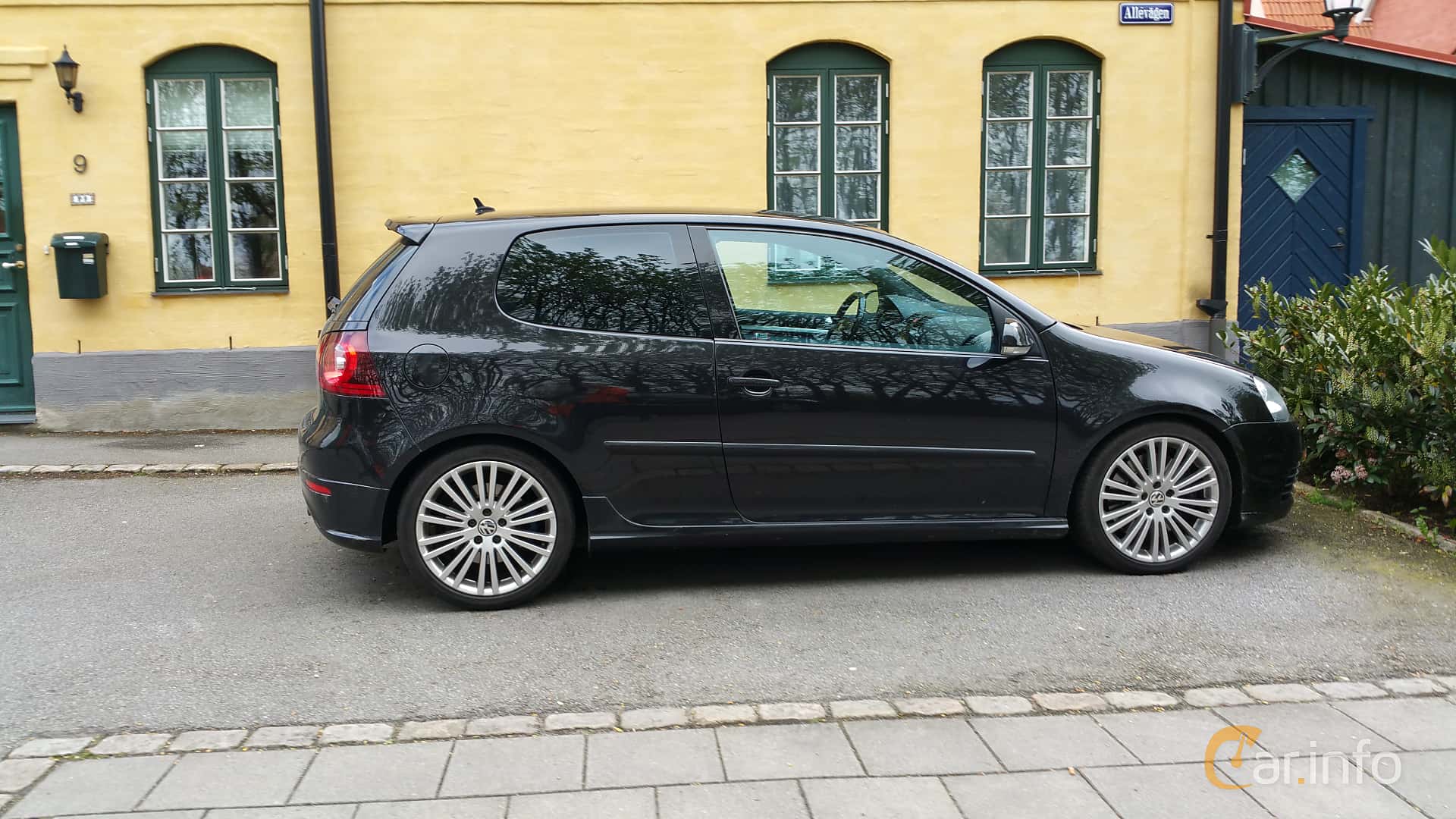 Volkswagen Golf 3-door R32 3.2 VR6 4Motion Manual, 250hp, 2009