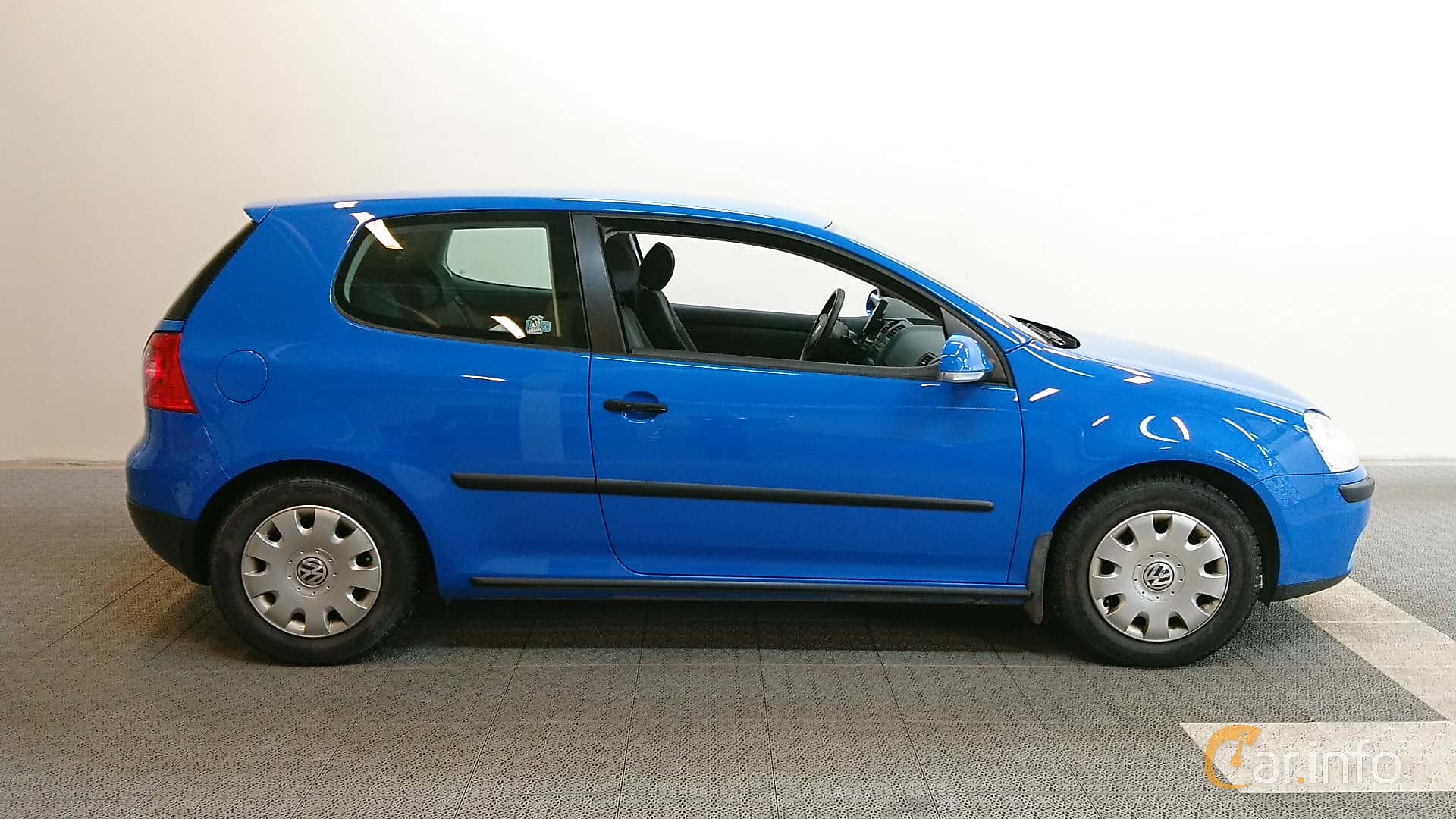 Volkswagen Golf 3-door 1.9 TDI Manual, 105hp, 2009