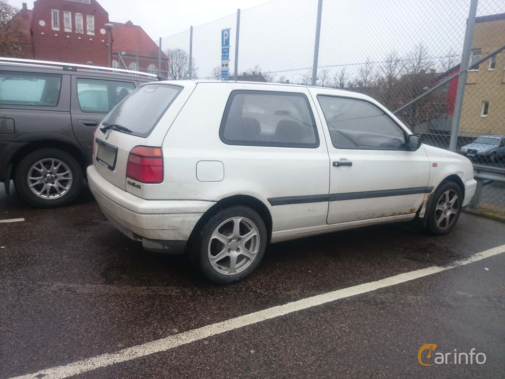 Volkswagen Golf 3-door 1.8 Automatic, 90hp, 1998