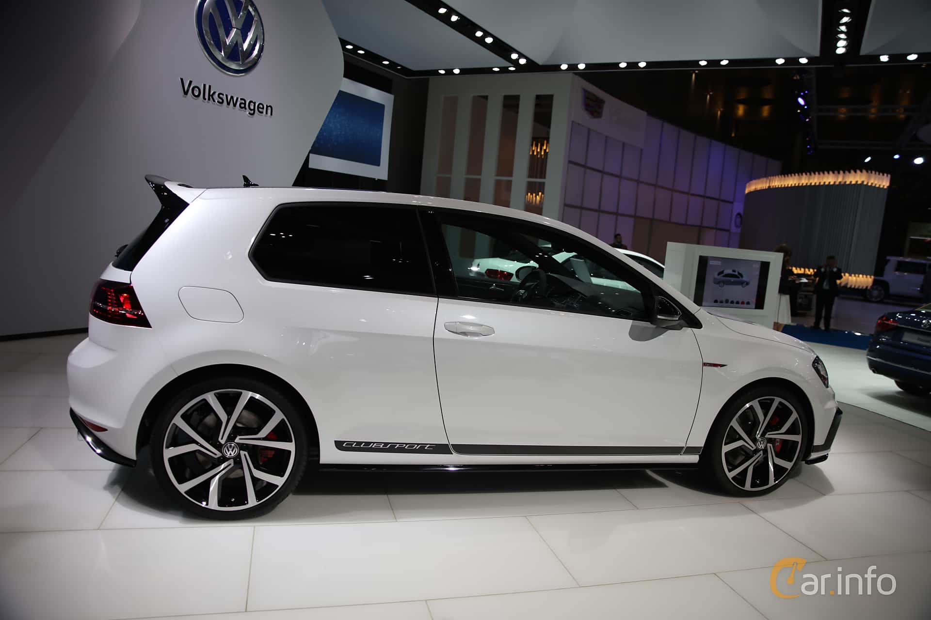 Volkswagen Golf 3-door GTI Clubsport DSG Sequential, 6-speed