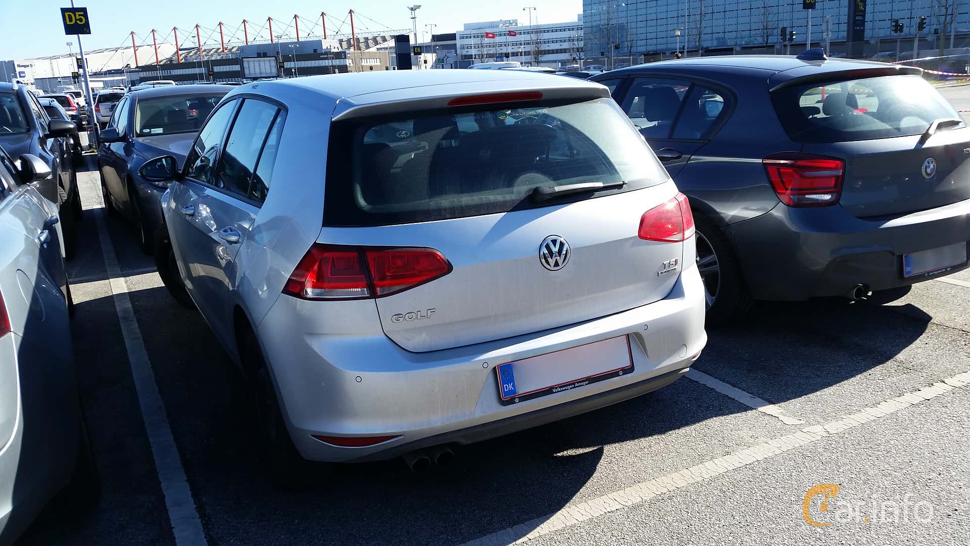 Volkswagen Golf 5-door generation A7 (Typ 5G) 1.4 TSI BlueMotion Manual, 6-speed