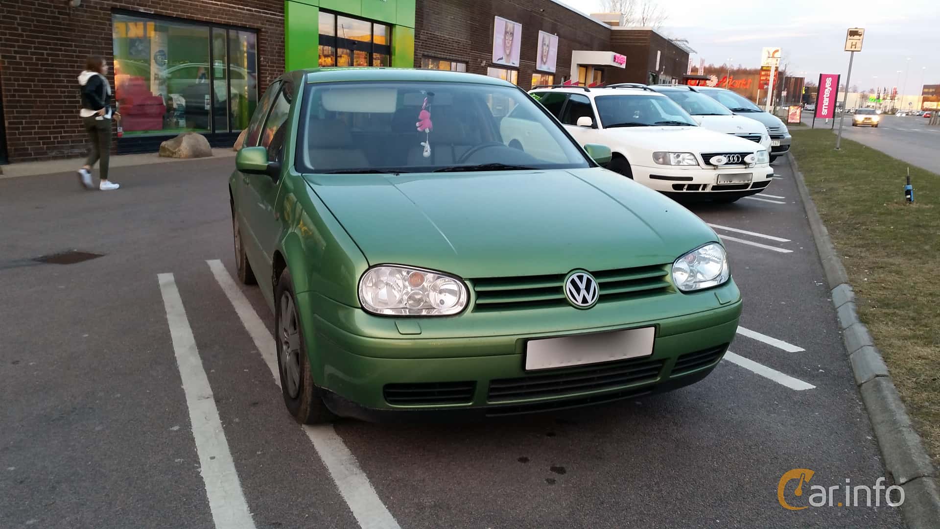 Volkswagen Golf 3-door generation A4 (Typ 1J) 1.8 Automatic, 4-speed