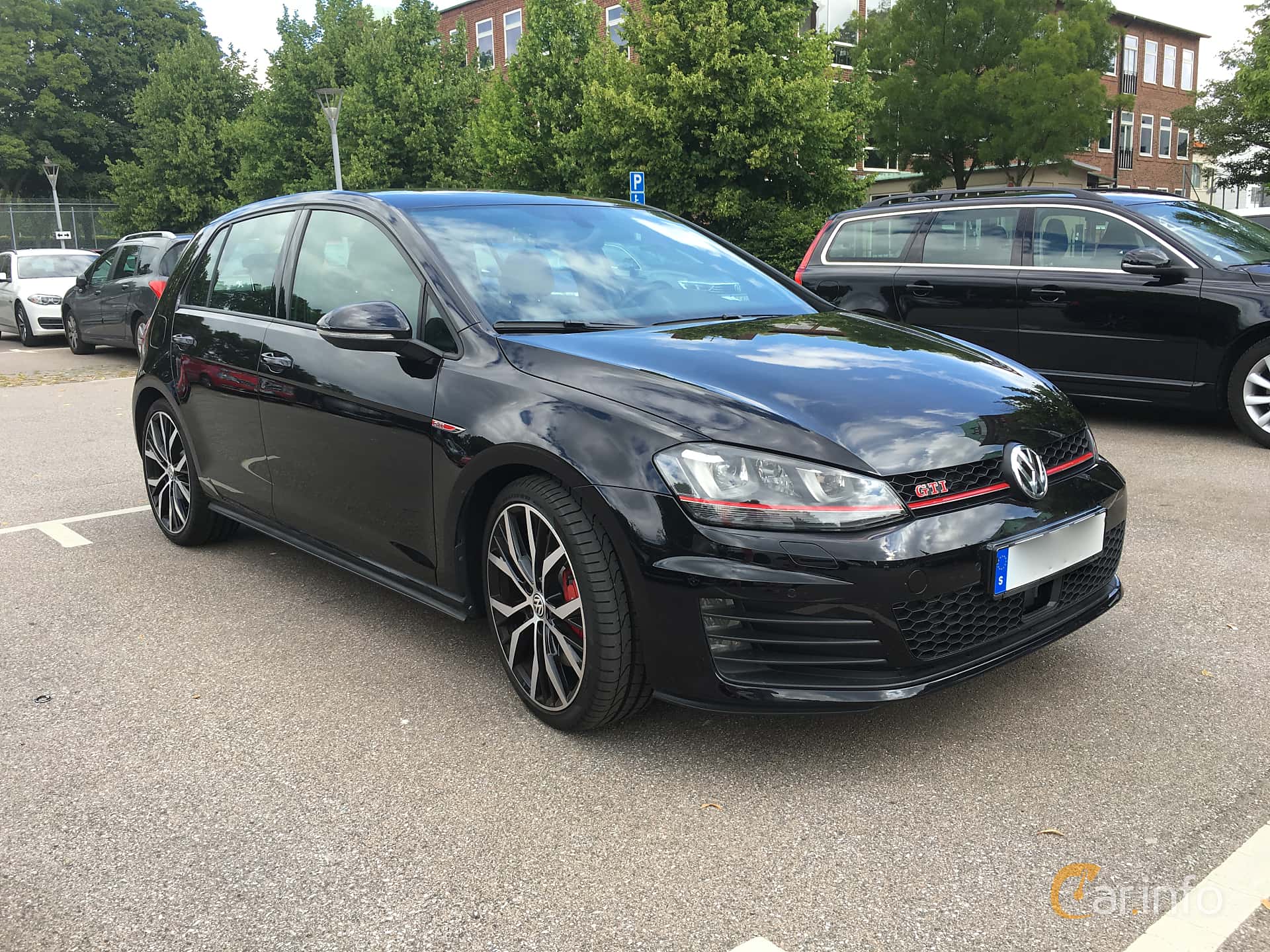 Volkswagen Golf 5-door GTI Performance 2.0 TSI DSG Sequential, 230hp, 2016