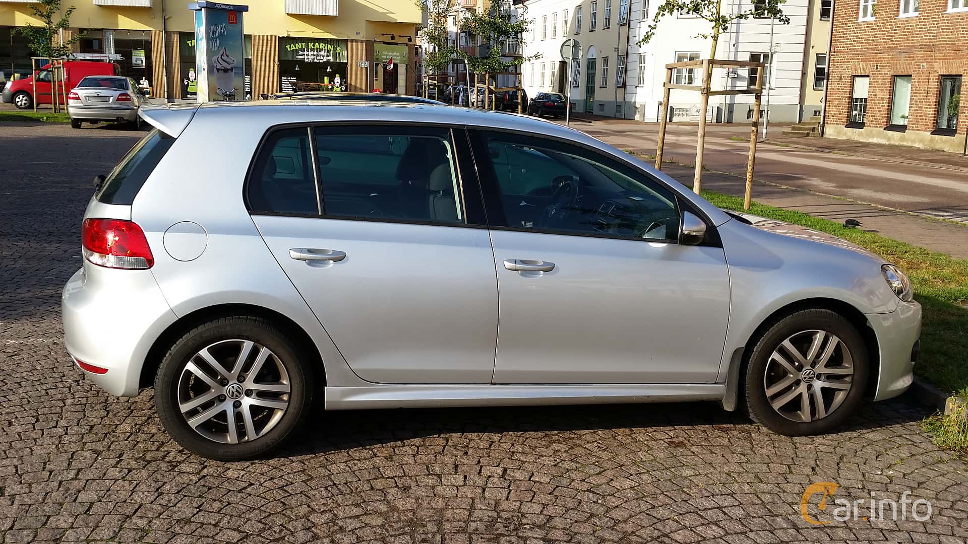 Volkswagen Golf 5-door 1.6 TDI BlueMotion Manual, 105hp, 2013