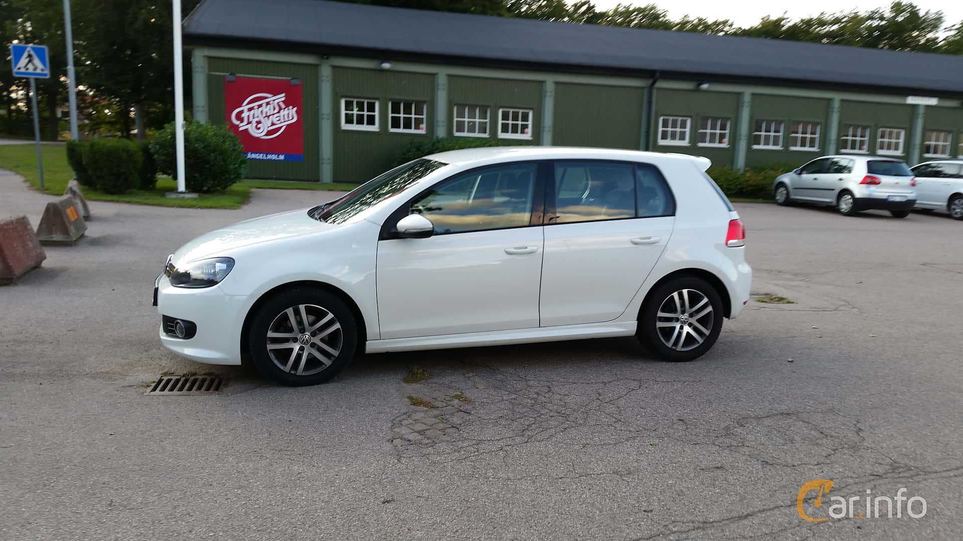 Volkswagen Golf 5-door 2.0 TDI DSG Sequential, 140hp, 2013
