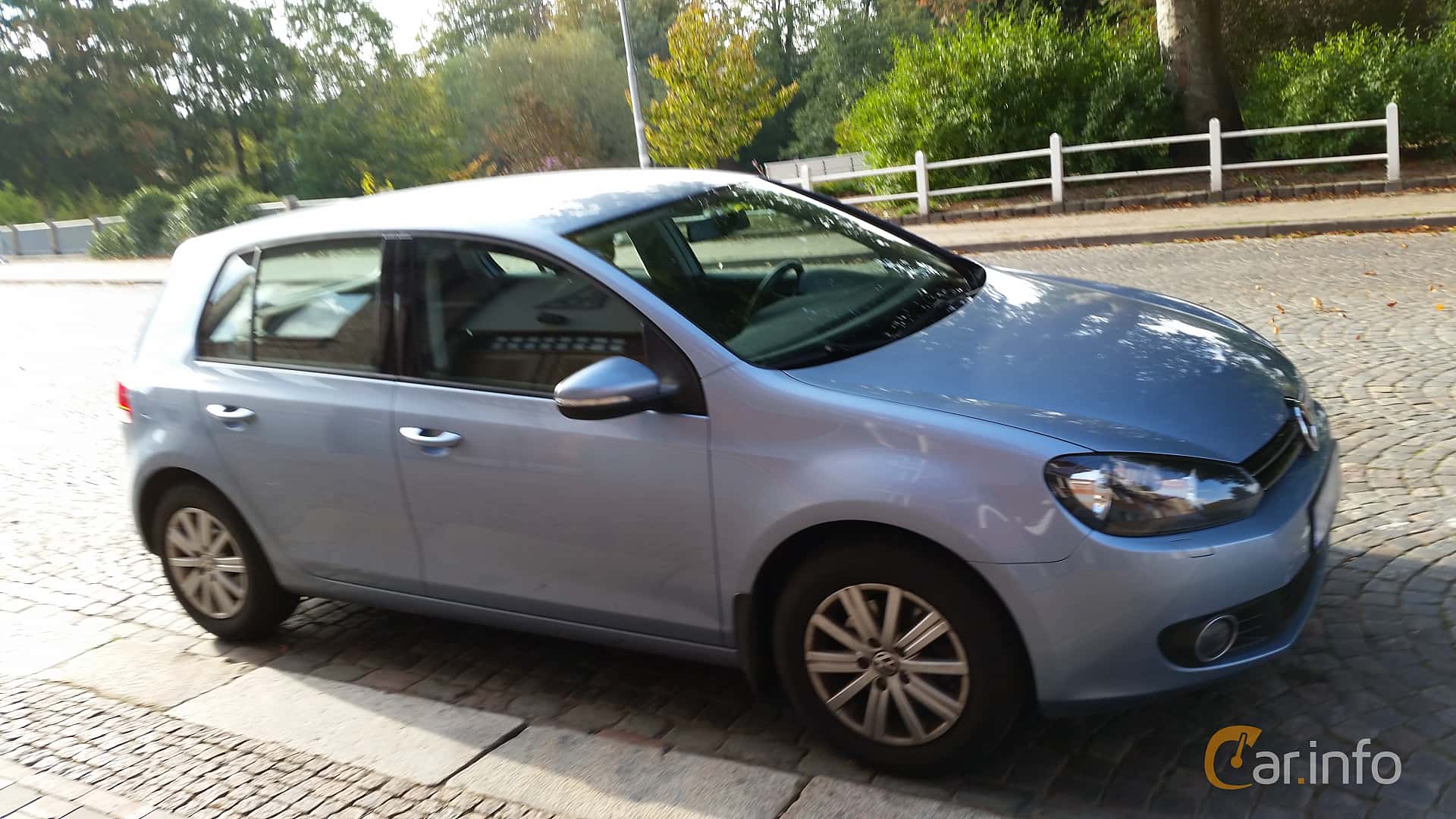 Volkswagen Golf 5-door 1.6 Multifuel Manual, 102hp, 2012