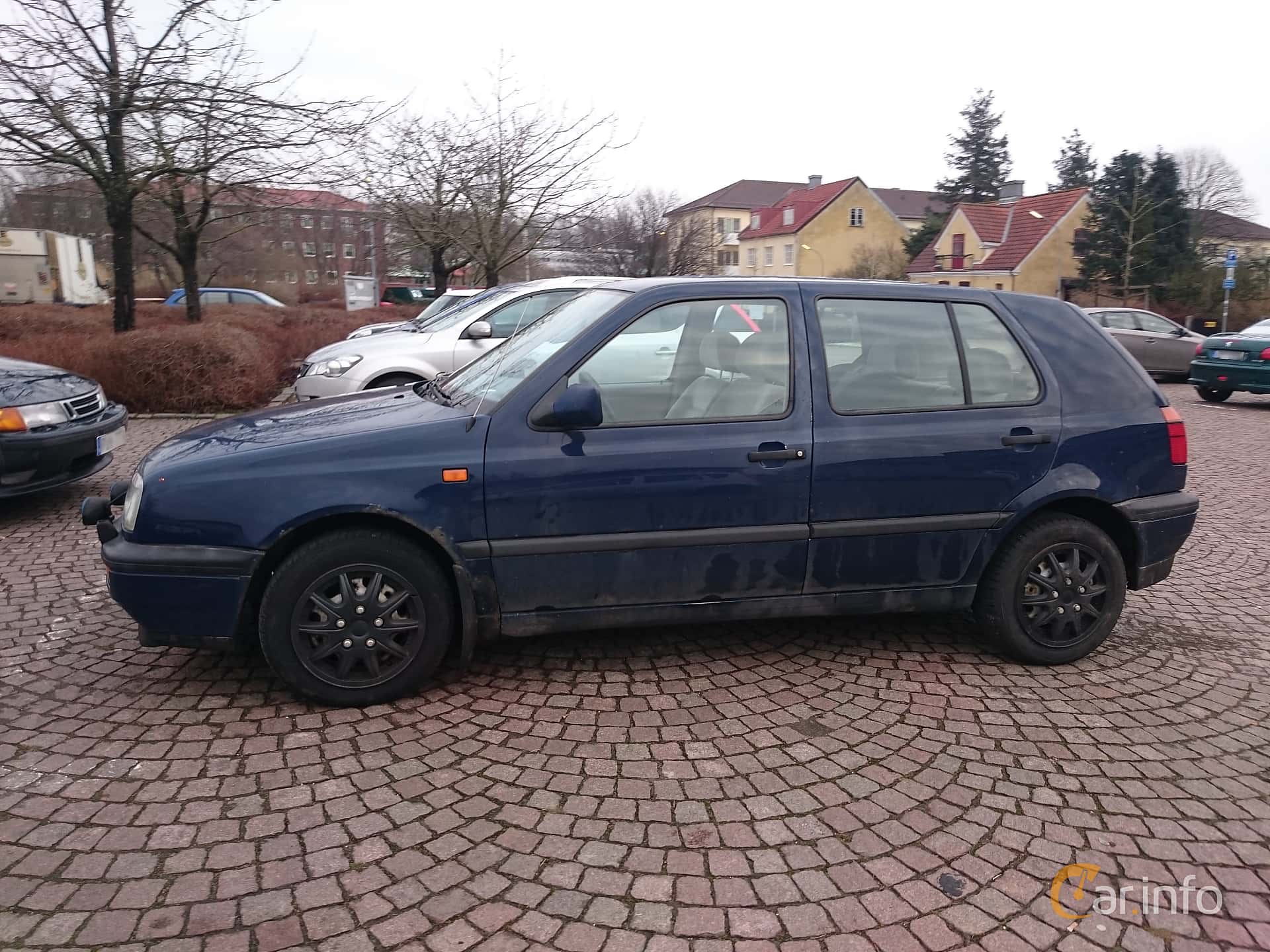 Volkswagen Golf 5-door 1.8 Automatic, 90hp, 1992