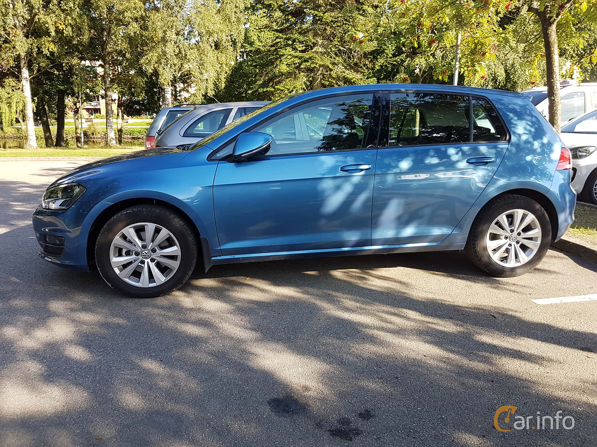 Volkswagen Golf 5-door 1.6 TDI BlueMotion Manual, 110hp, 2016