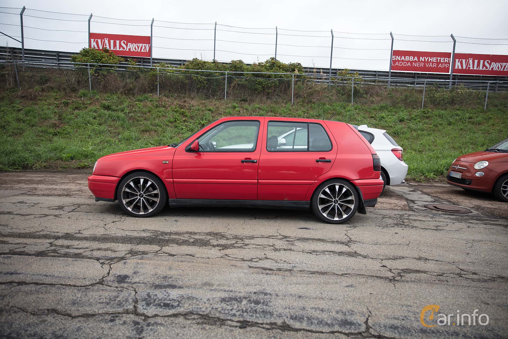 Volkswagen Golf 5-door 2.8 VR6 Automatic, 174hp, 1998