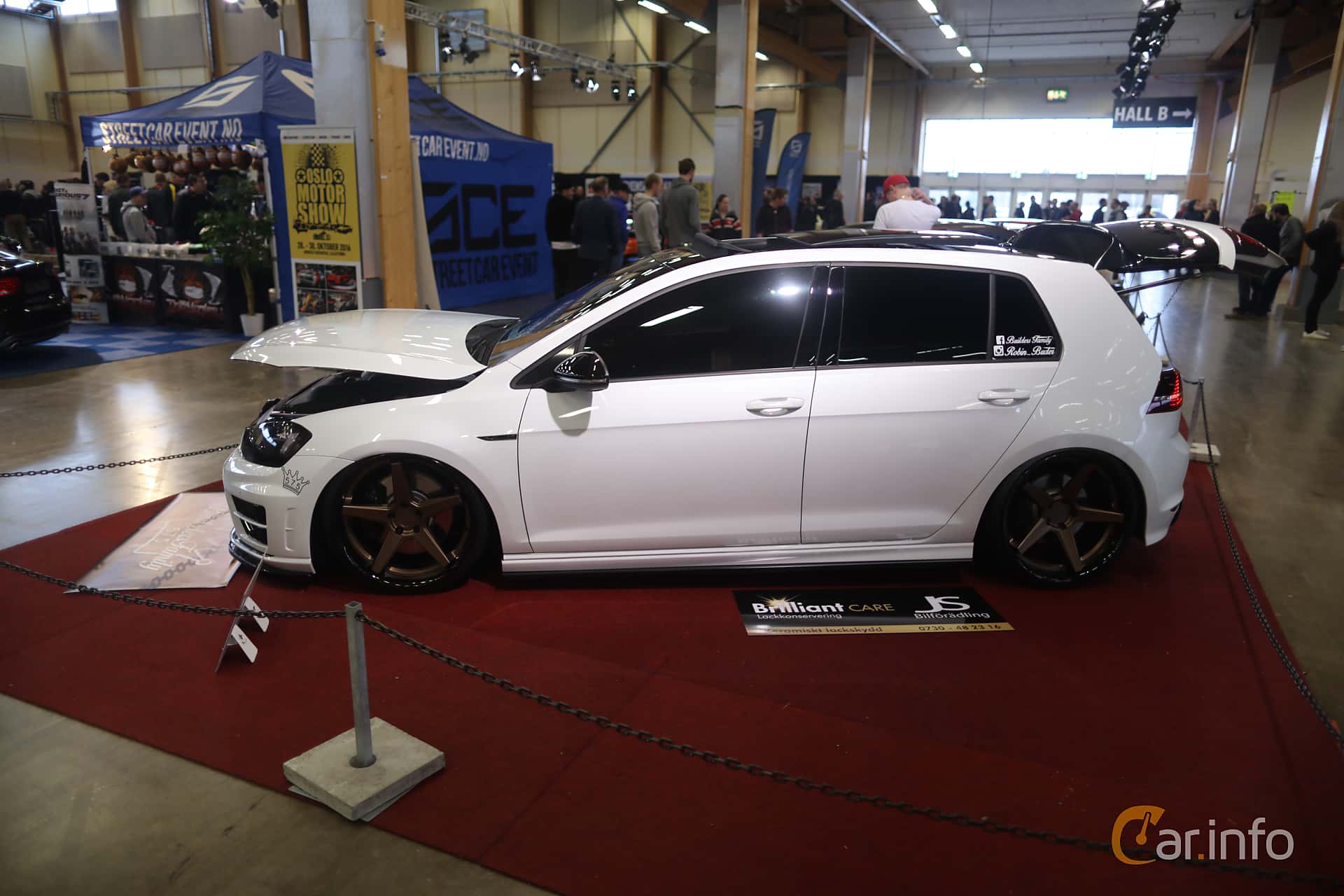 Volkswagen Golf 5-door R 2.0 4Motion Manual, 300hp, 2015