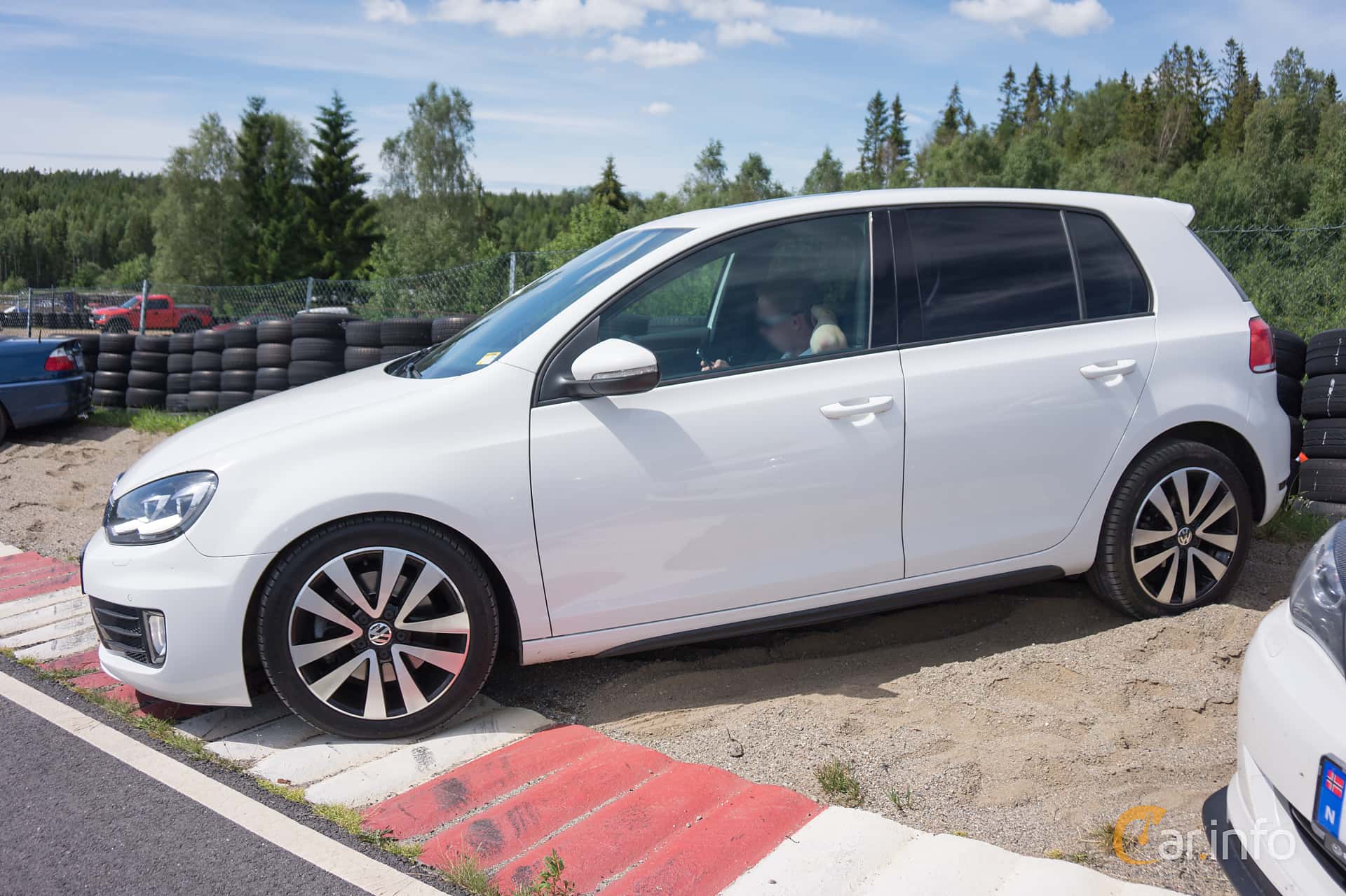 Volkswagen Golf GTD 5-door 2.0 TDI DSG Sequential, 170hp, 2010