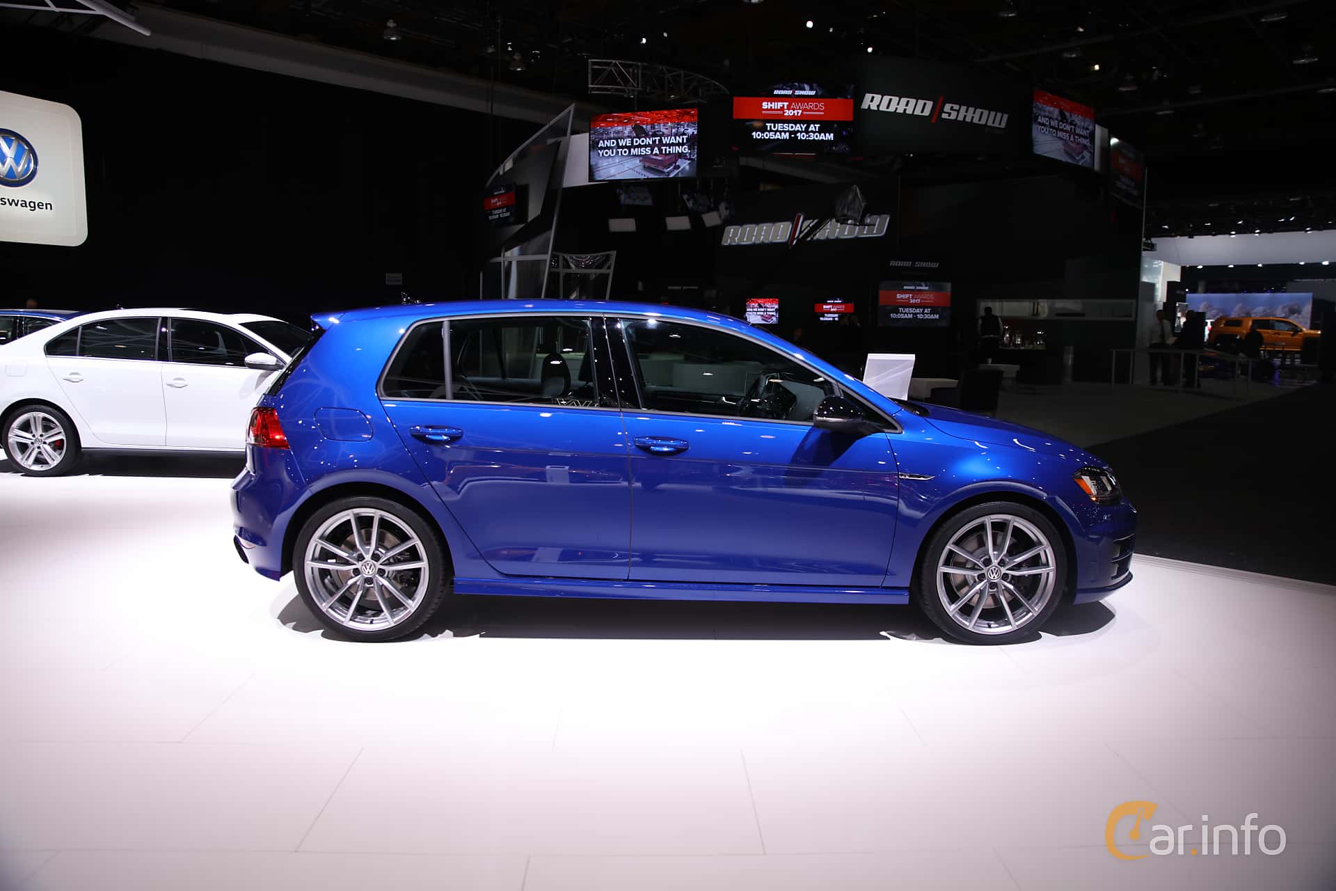 Volkswagen Golf 5-door R 2.0 4Motion Manual, 300hp, 2017