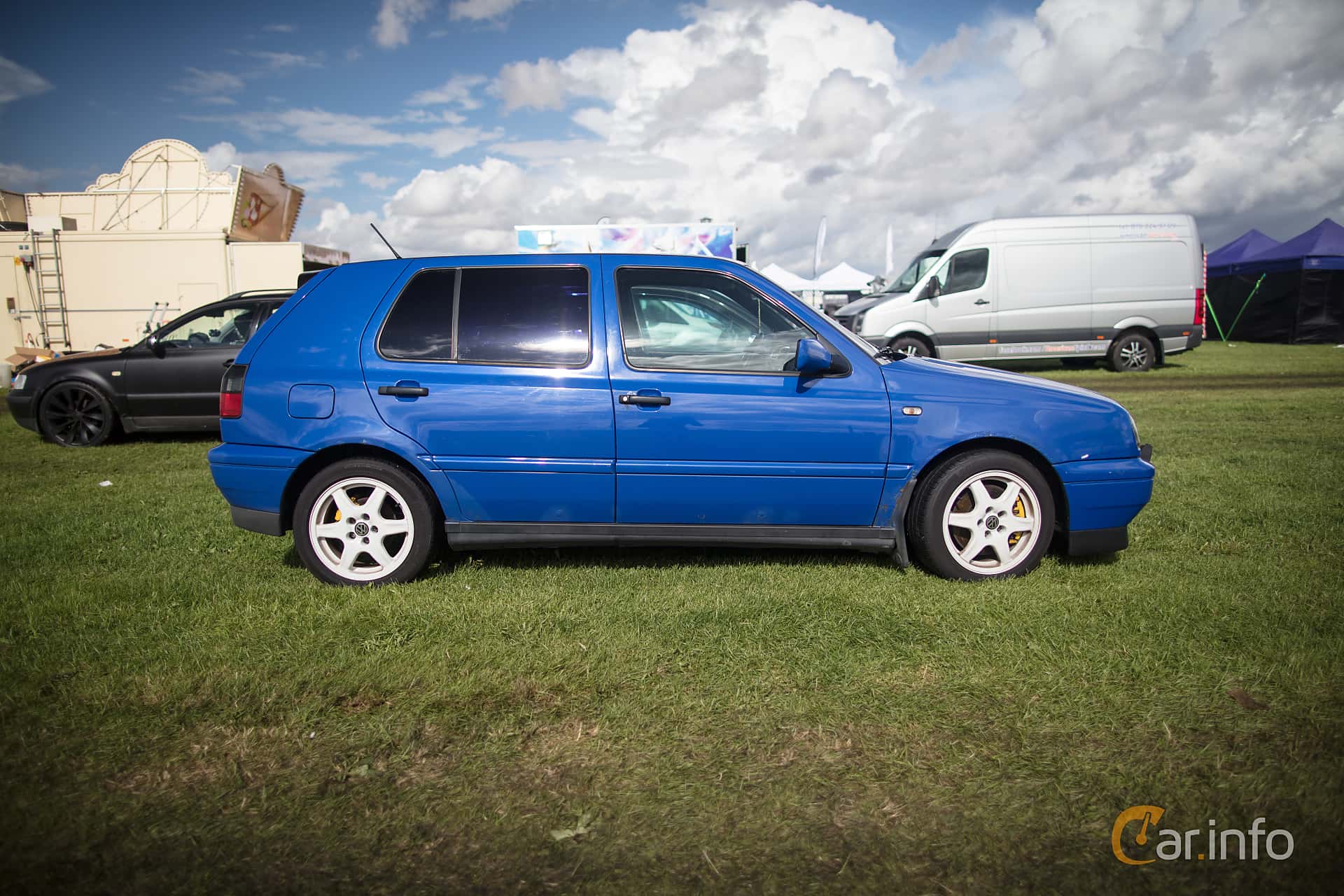 Volkswagen Golf 5-door 2.8 VR6 Manual, 174hp, 1997
