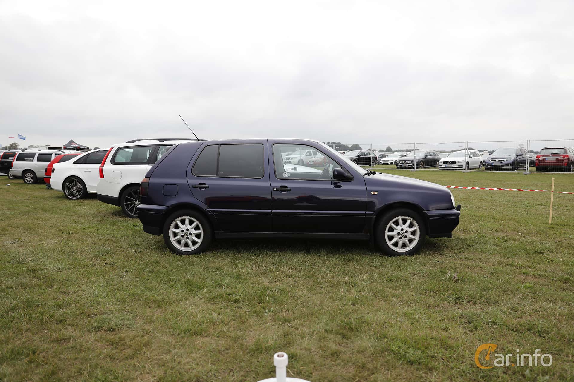 Volkswagen Golf 5-door 2.8 VR6 174hp, 1997