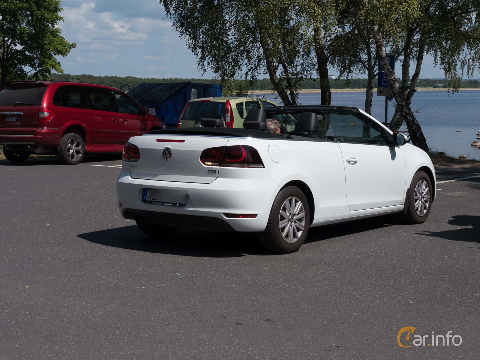 Volkswagen Golf Cabriolet generation A7 (Typ 5G) 1.4 TSI BlueMotion DSG Sequential, 7-speed