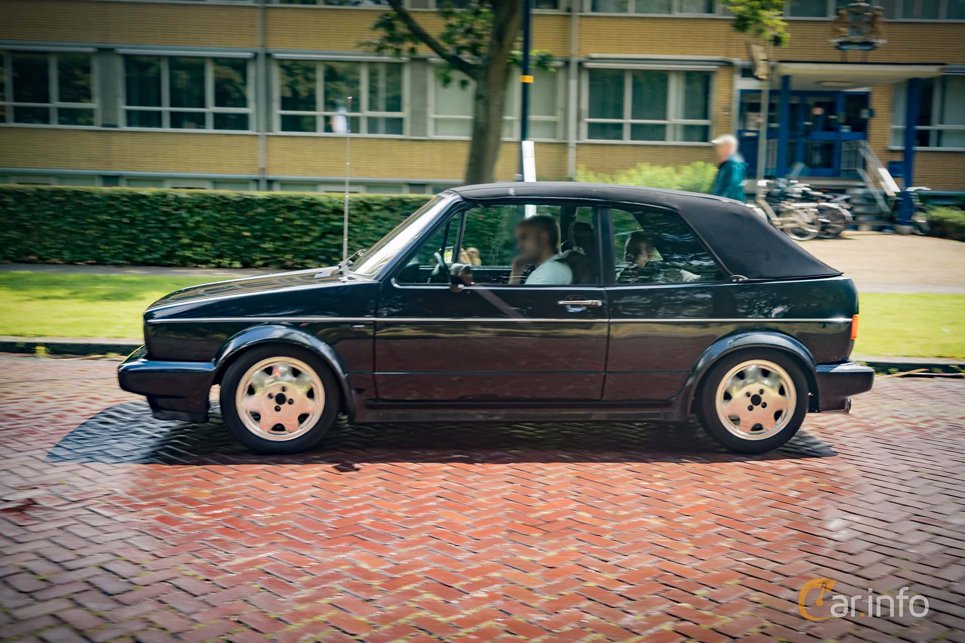 Volkswagen Golf Cabriolet 1.8 Manual, 98hp, 1993