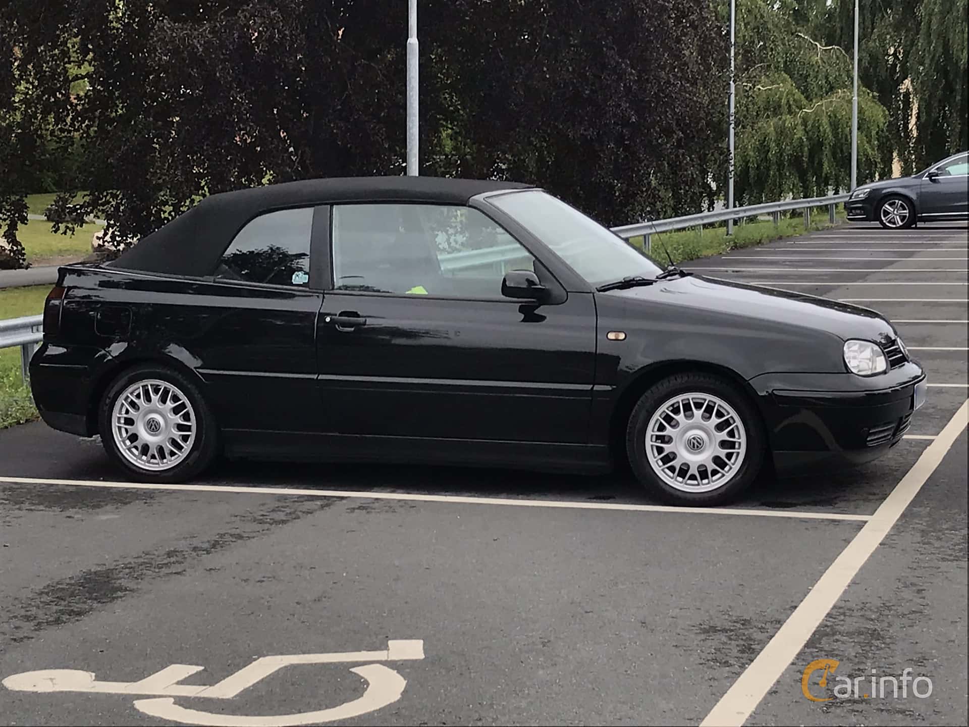 Volkswagen Golf Cabriolet 1.6 Manual, 100hp, 1999