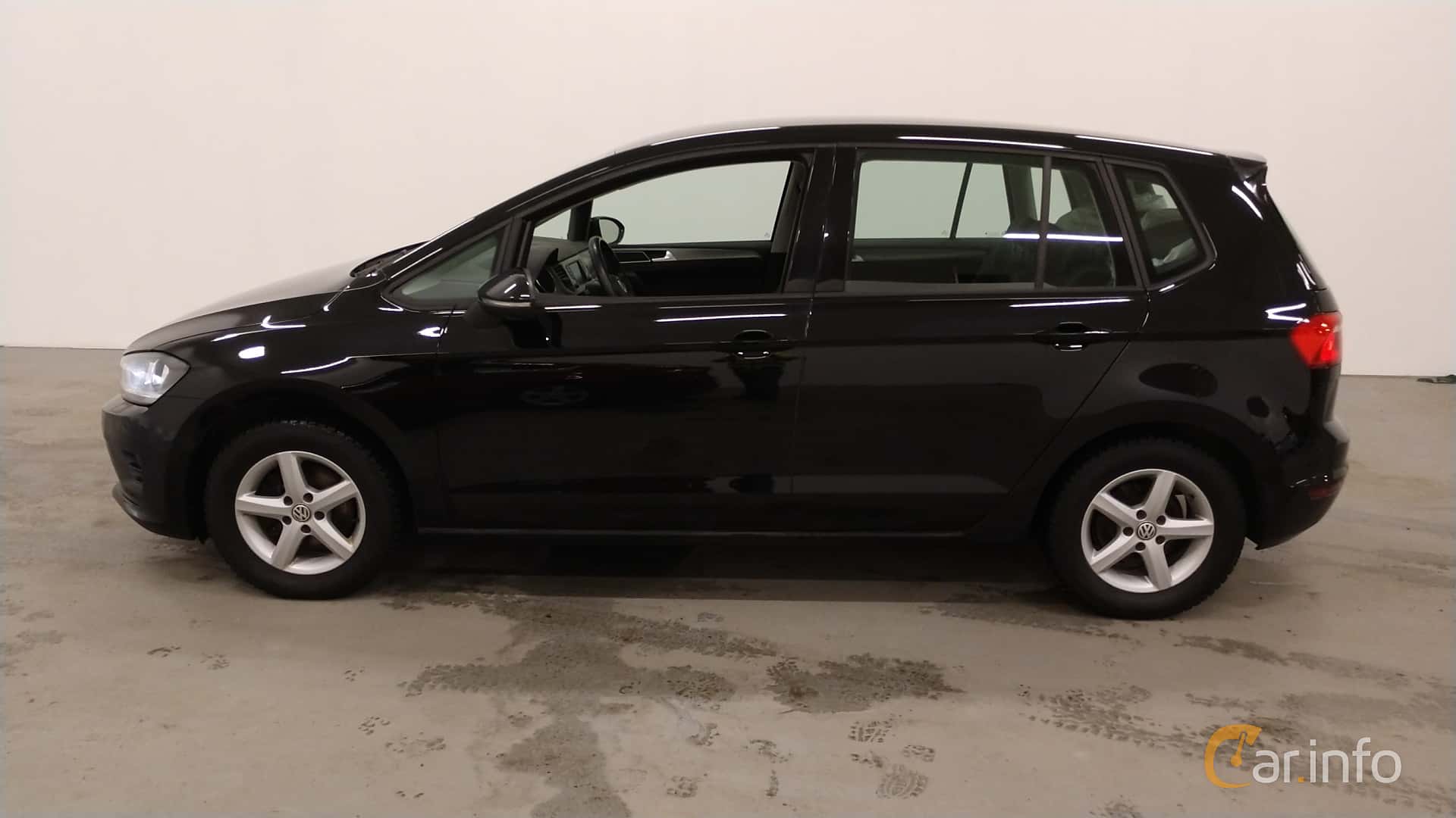 Volkswagen Golf Sportsvan 1.6 TDI BlueMotion Manual, 110hp, 2016