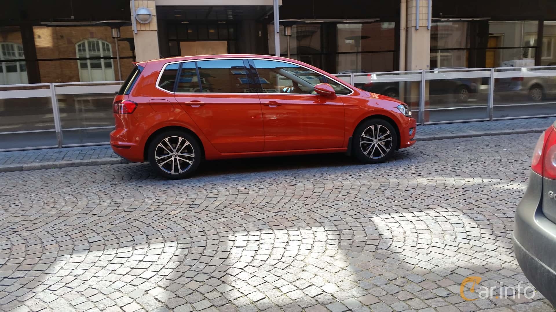 Volkswagen Golf Sportsvan 2.0 TDI BlueMotion Manual, 150hp, 2016