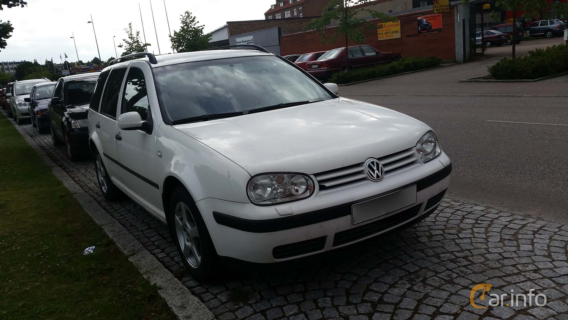 Volkswagen Golf Variant 1.6 Manual, 102hp, 2003