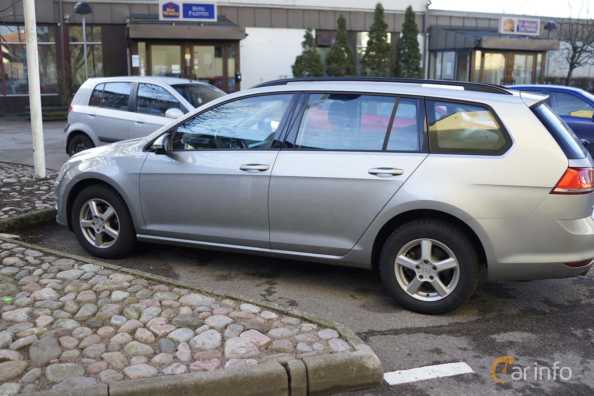 Volkswagen Golf Variant 1.6 TDI 4Motion Manual, 105hp, 2014