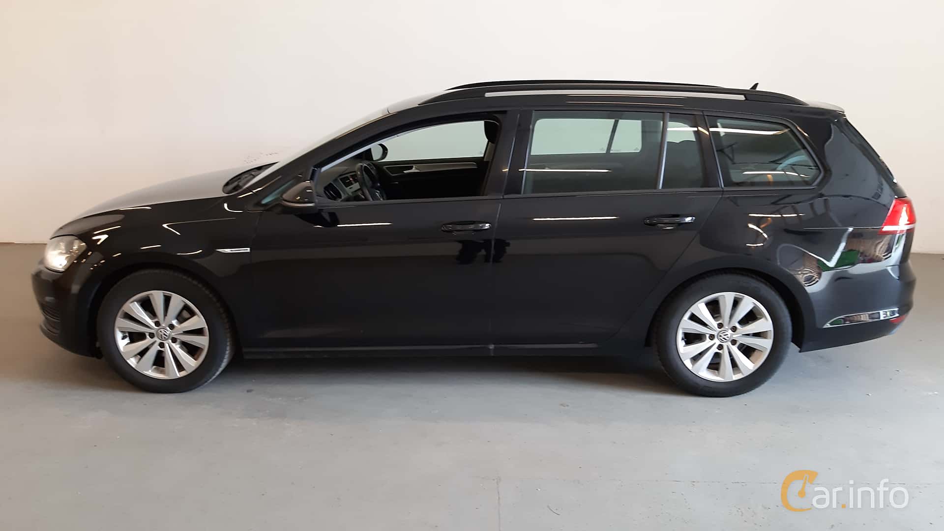 Volkswagen Golf Variant 1.6 TDI BlueMotion Manual, 110hp, 2015