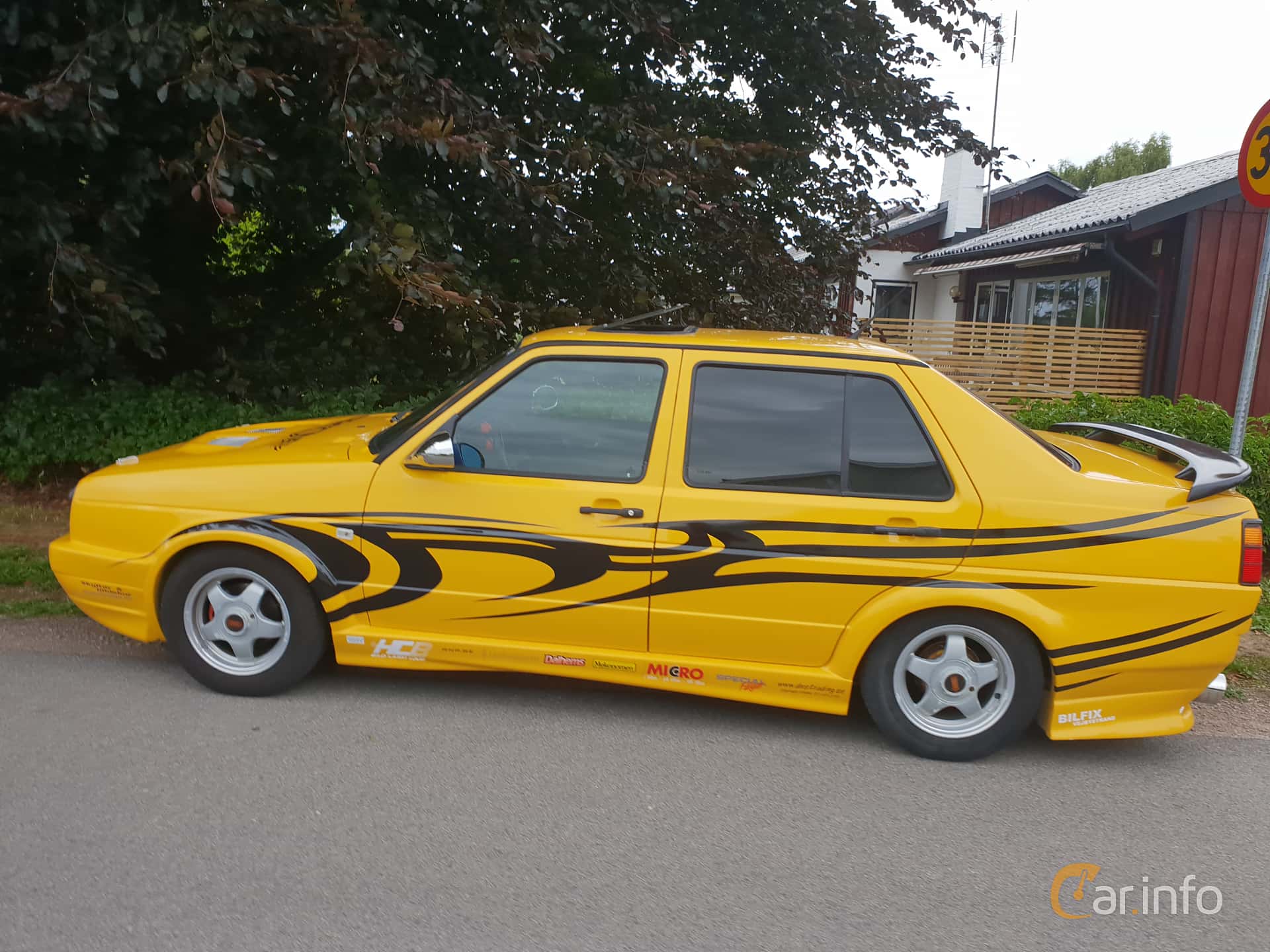 Volkswagen Jetta 4-door 1.8 Automatic, 90hp, 1991