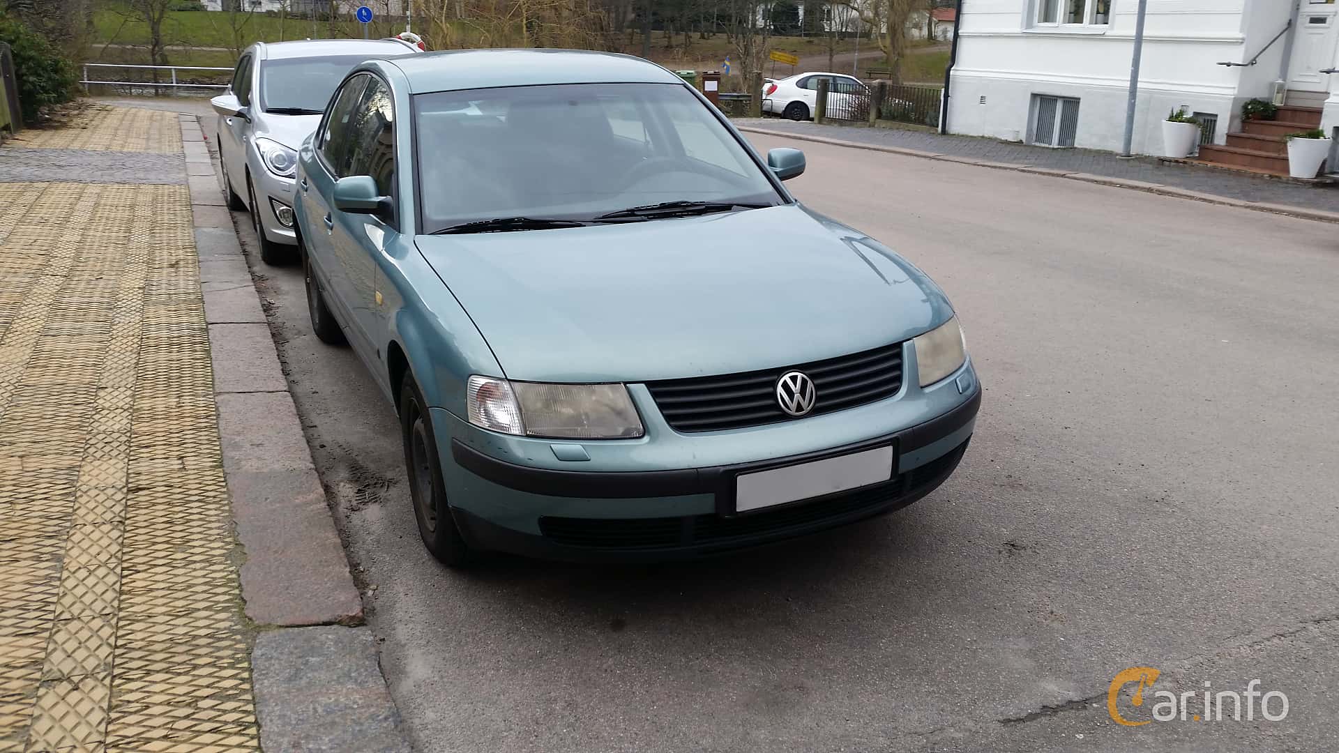 Volkswagen Passat 1.6 100hp, 1999