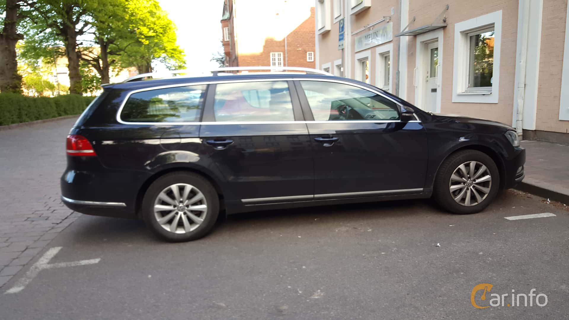 Volkswagen Passat Variant 2.0 TDI BlueMotion 4Motion Manual, 140hp, 2014