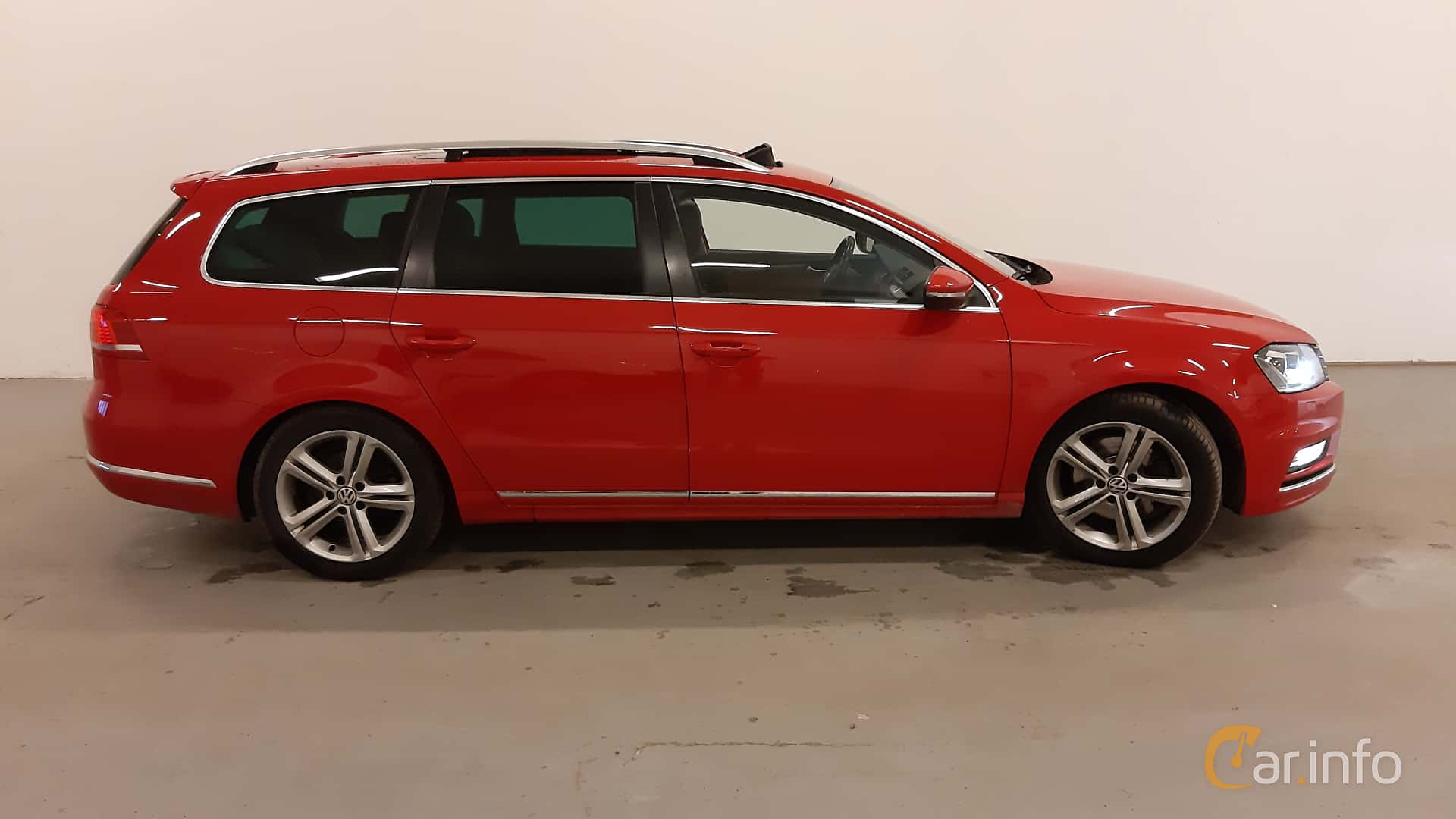 Volkswagen Passat Variant 2.0 TDI BlueMotion 4Motion DSG Sequential, 177hp, 2015