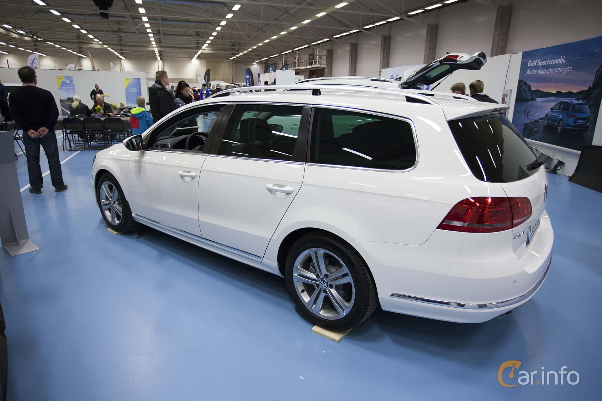 Volkswagen Passat Variant 2.0 TDI BlueMotion 4Motion DSG Sequential, 177hp, 2014