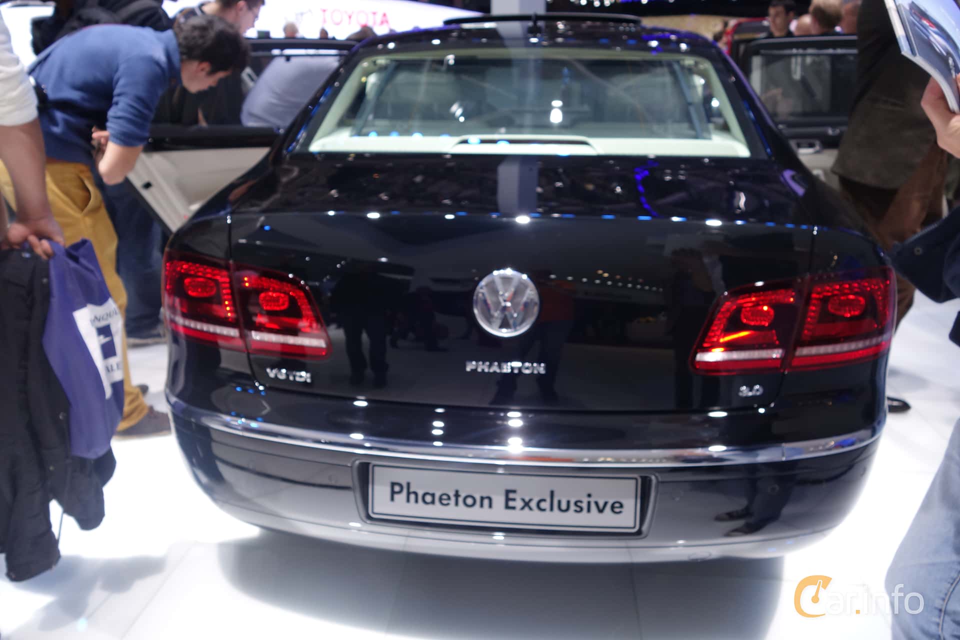 Volkswagen Phaeton LWB 3.0 V6 TDI 4Motion TipTronic, 245hp, 2015