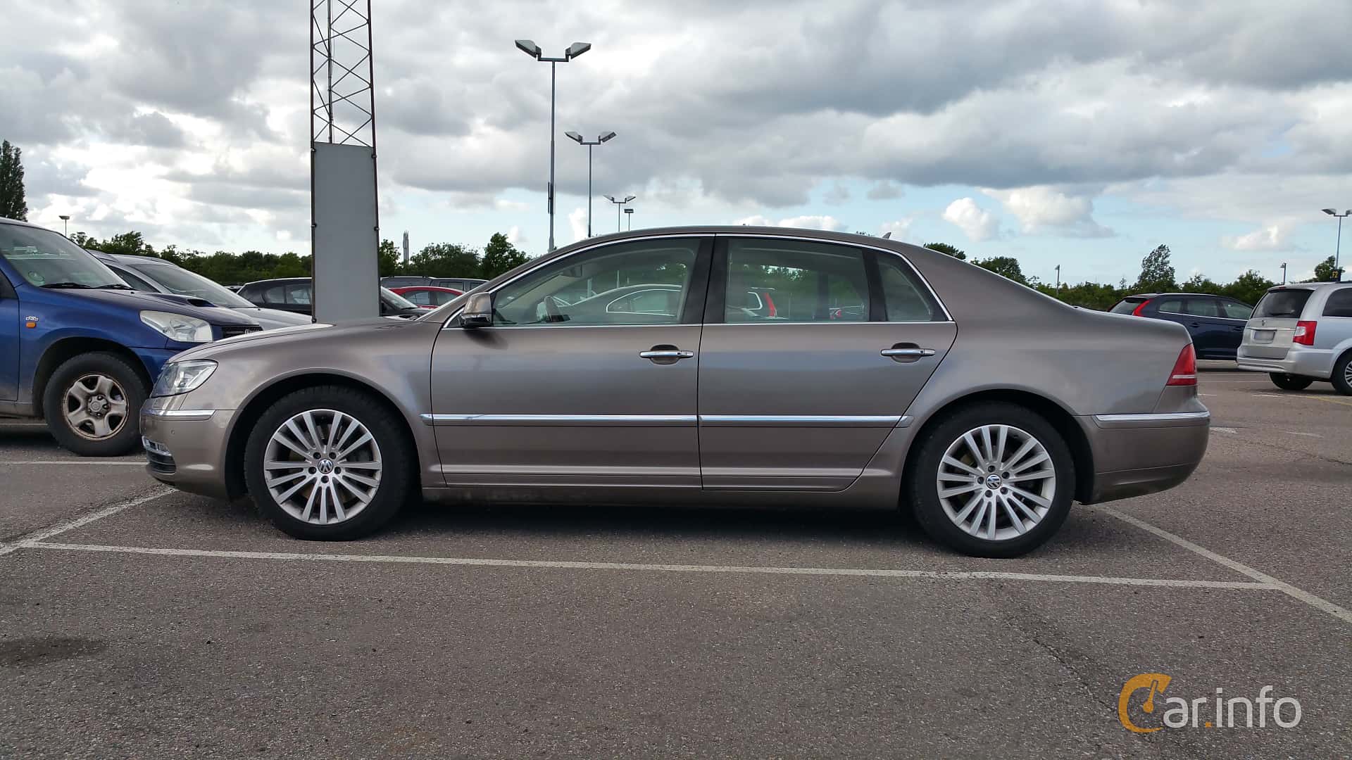 Volkswagen Phaeton generation I GP3 3.0 V6 TDI 4Motion TipTronic, 6-speed