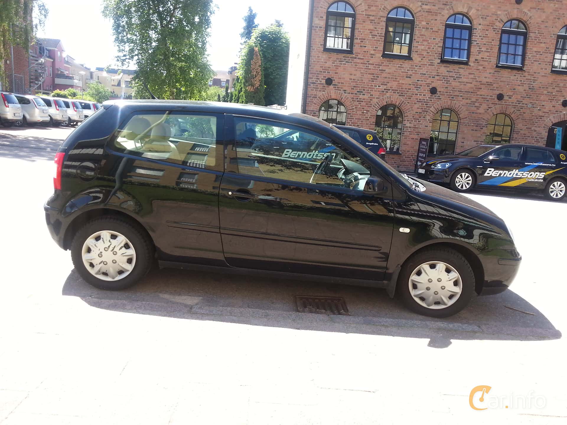 Volkswagen Polo 3-door 1.4 Manual, 75hp, 2003