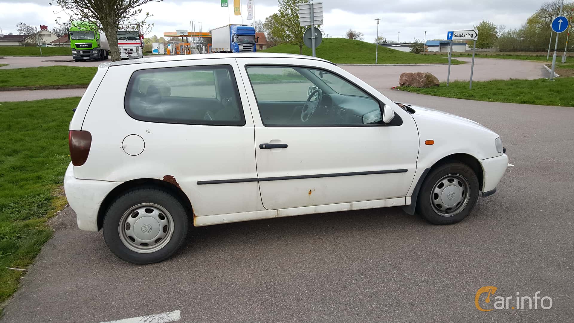 Volkswagen Polo 3-door generation III (Typ 6N) 1.6
