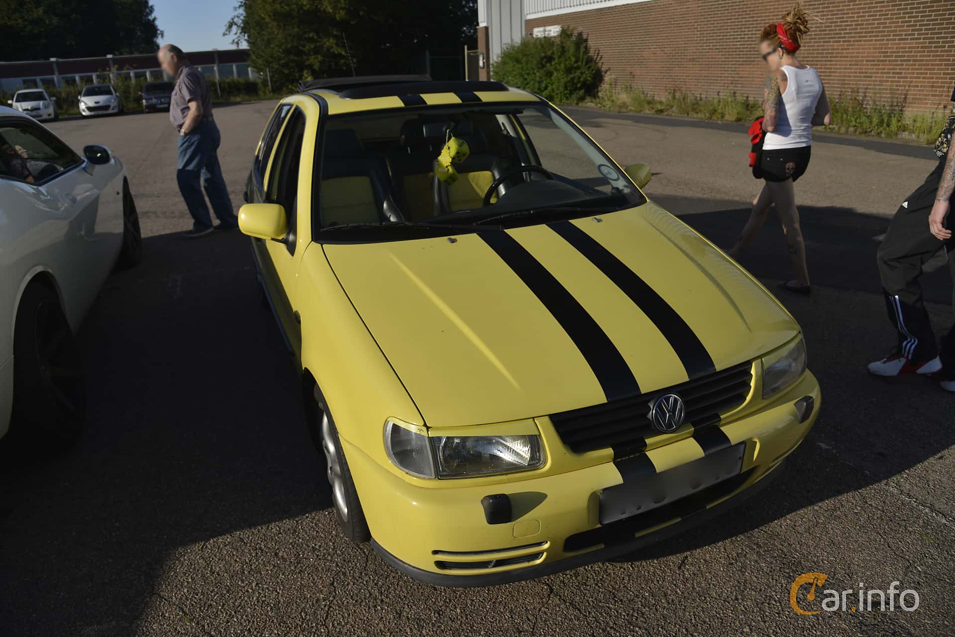 Volkswagen Polo 5-door 1.6 100hp, 1996