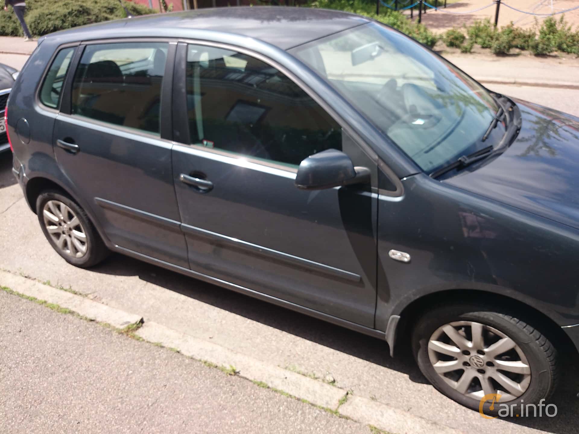 Volkswagen Polo 5-door 1.4 Manual, 75hp, 2005
