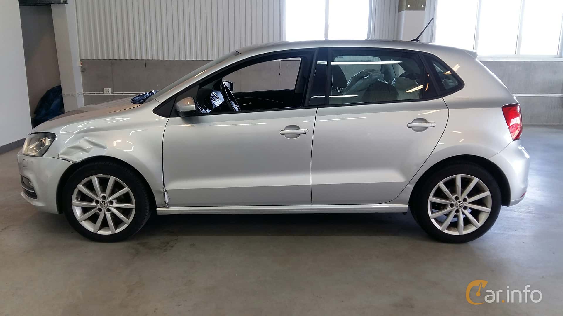 Volkswagen Polo 5-door 1.2 TSI DSG Sequential, 90hp, 2015