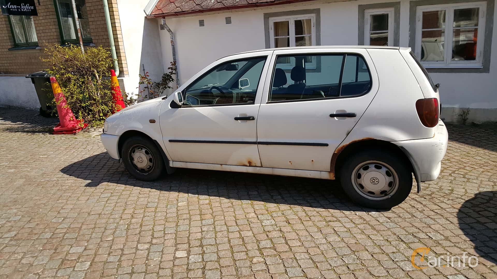 Volkswagen Polo 5-door 1.6 Manual, 75hp, 1998